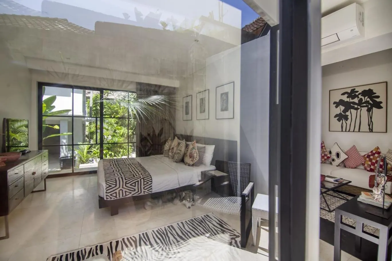 Martini Suite And Villa Kerobokan  Indonesia